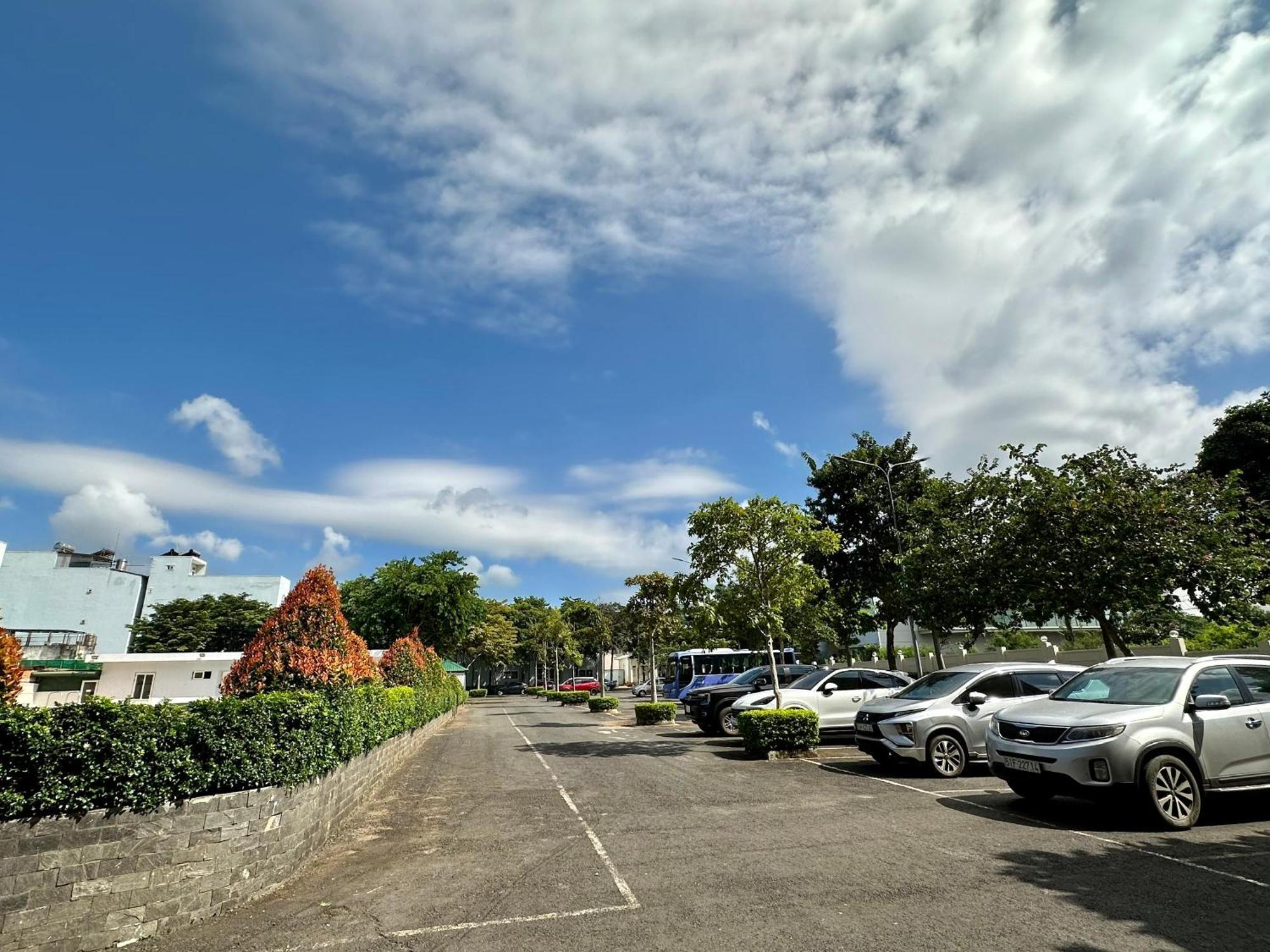 Muong Thanh Luxury Buon Ma Thuot Hotel Екстер'єр фото